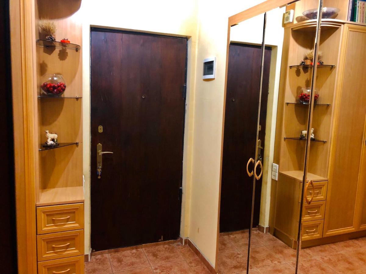 Republic Square Apartment Єреван Екстер'єр фото